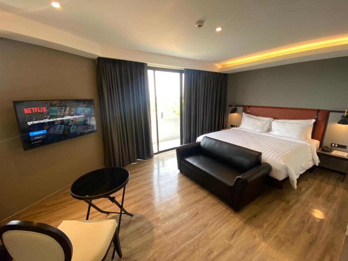Hotel Scarlett Ban ba Ngan Buitenkant foto