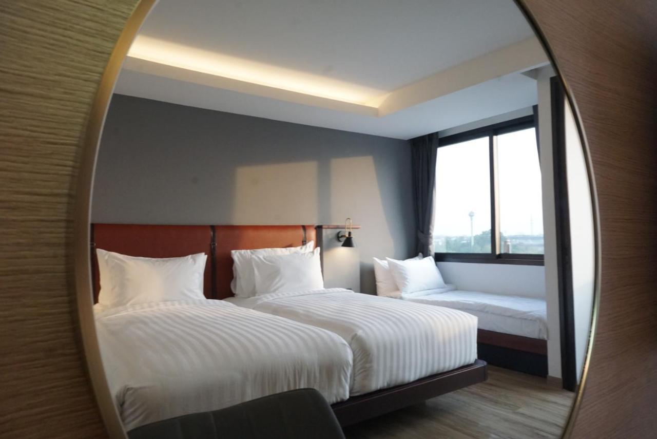 Hotel Scarlett Ban ba Ngan Buitenkant foto
